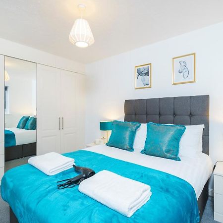 Appartamento Beautiful 3 Bed House With Amazing Views In Dartford, Kent Esterno foto