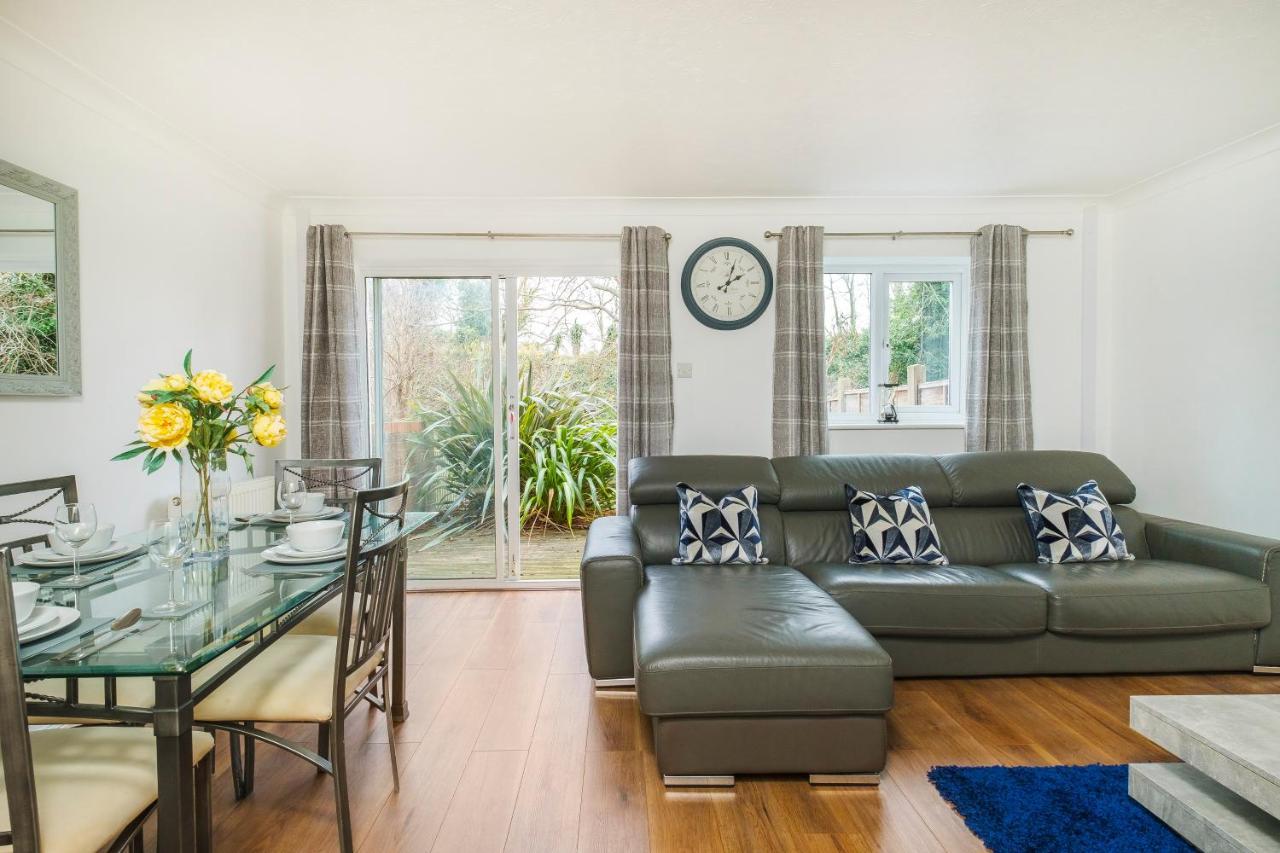 Appartamento Beautiful 3 Bed House With Amazing Views In Dartford, Kent Esterno foto
