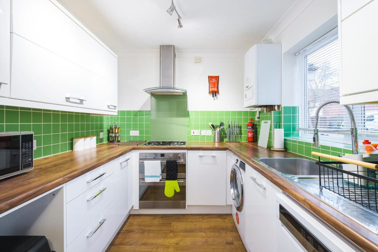 Appartamento Beautiful 3 Bed House With Amazing Views In Dartford, Kent Esterno foto
